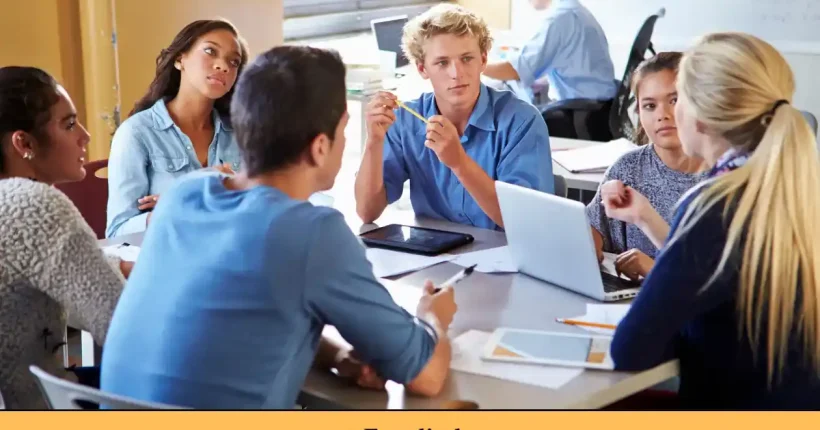 Estudiar la preparatoria en línea_ Beneficios para estudiantes jóvenes